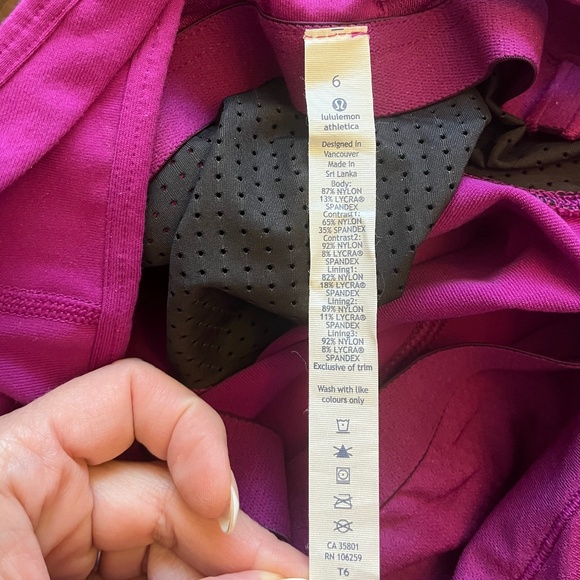 NWOT Lululemon Fuchsia Tank Top with Built-In Bra & Mesh Back Panel - Size 6 - Picture 7 of 7